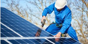 Installation Maintenance Panneaux Solaires Photovoltaïques à Besneville